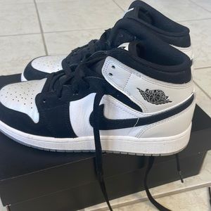 Air Jordan 1 mid SE GS “diamond”